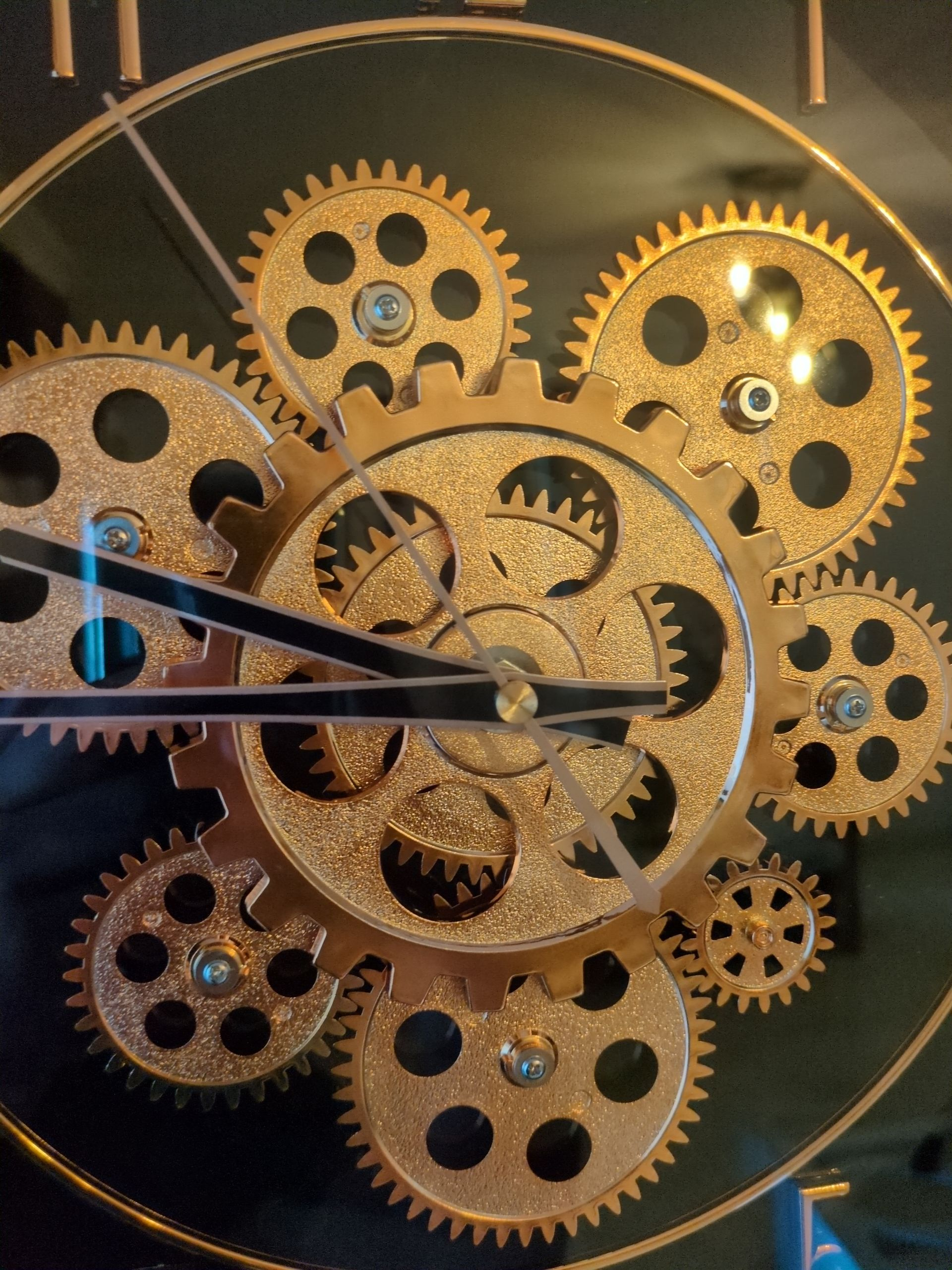 Steampunk Gear Wall Clock – Metallic Gold with Industrial Gear Design