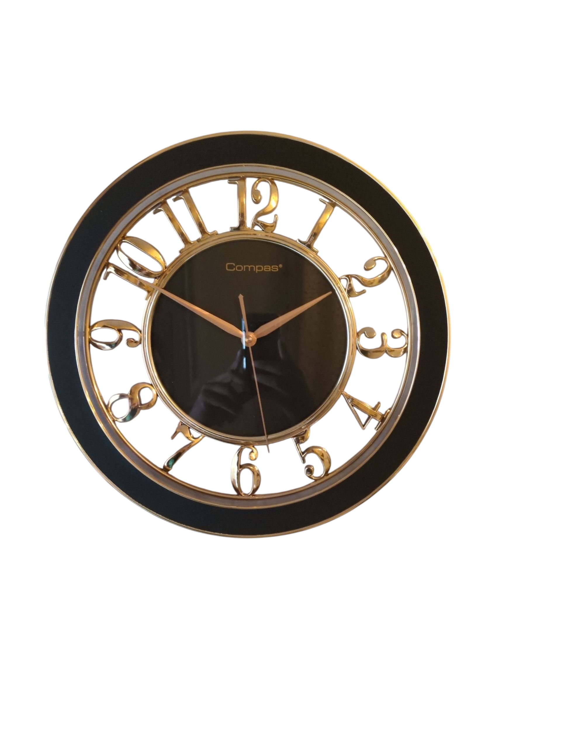 Elegant Gold & Black Wall Clock – Minimalist Luxury with Floating Numbers