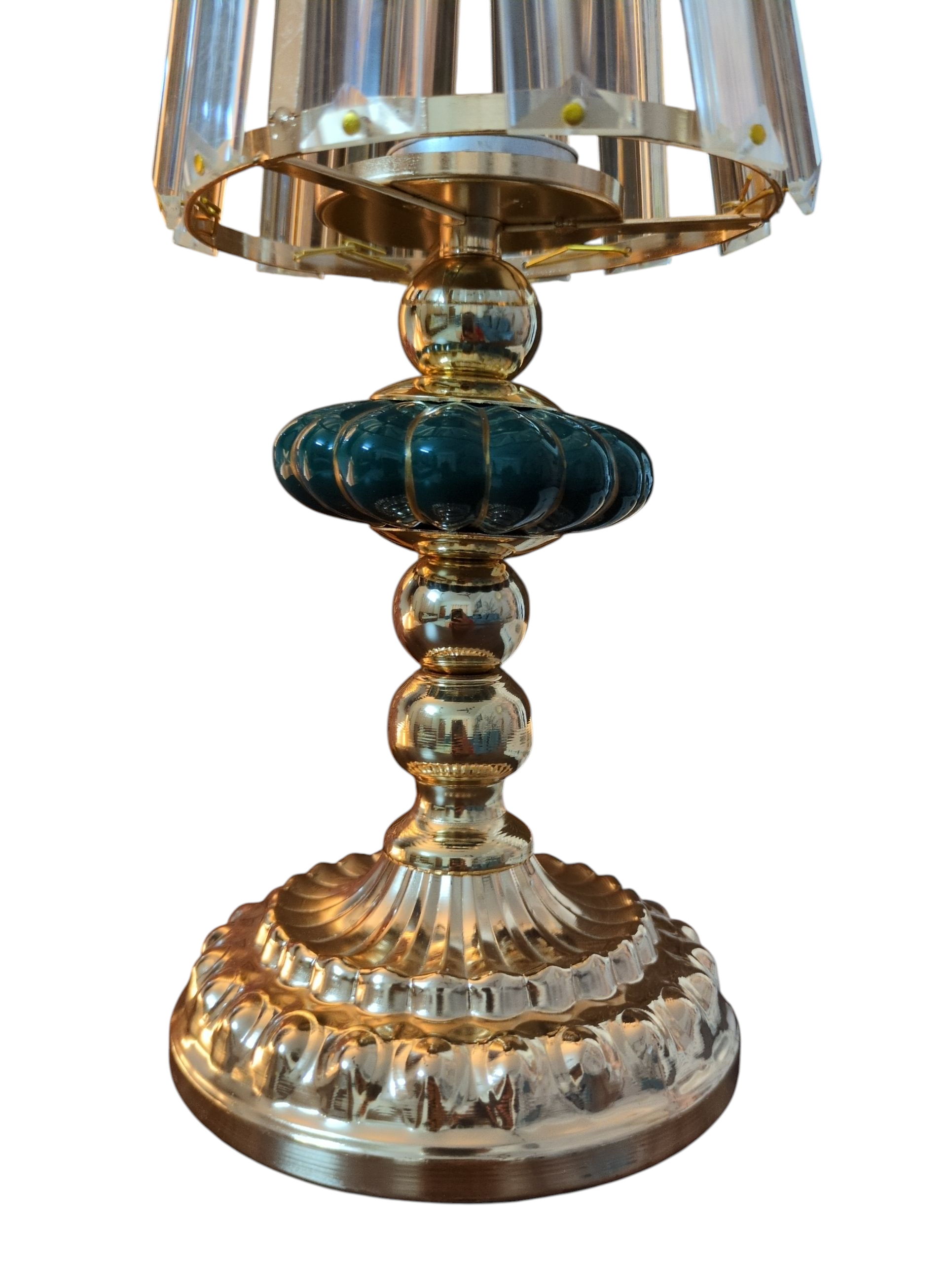 Aurora Gleam – Vintage-Inspired Crystal Candle Holder