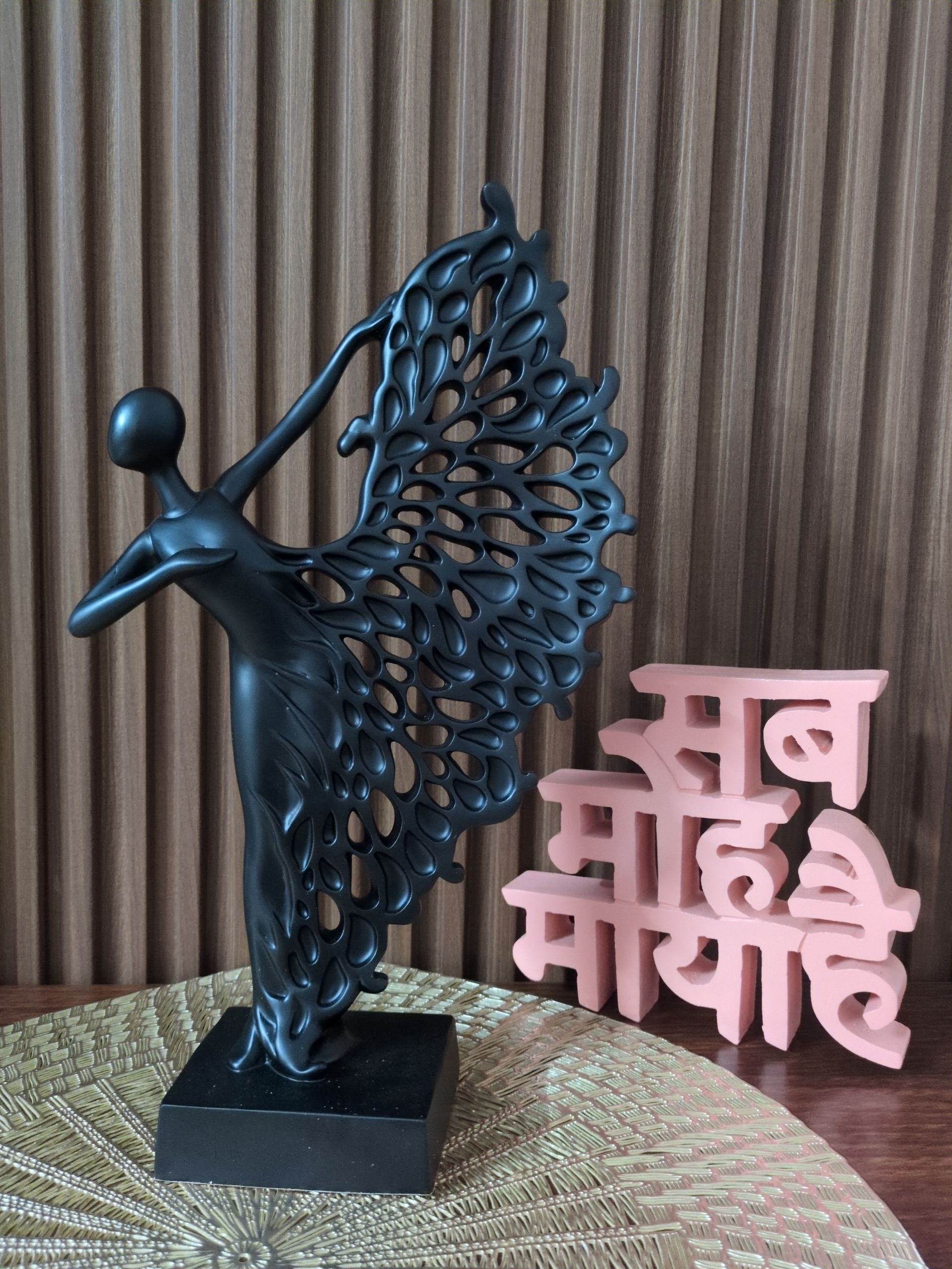 Ethereal Grace – Abstract Dancing Lady Sculpture (Black)