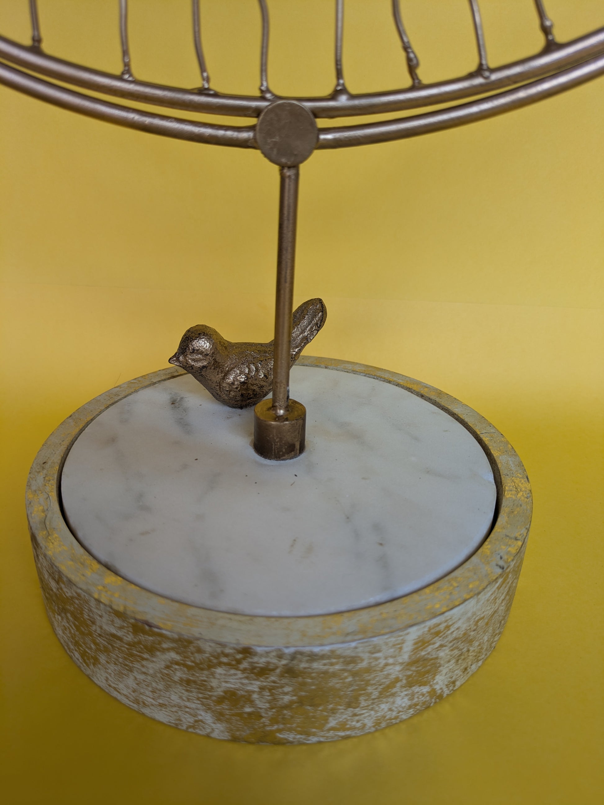 Geode Radiance Wheel with Marble Base – Artistic Home Accent