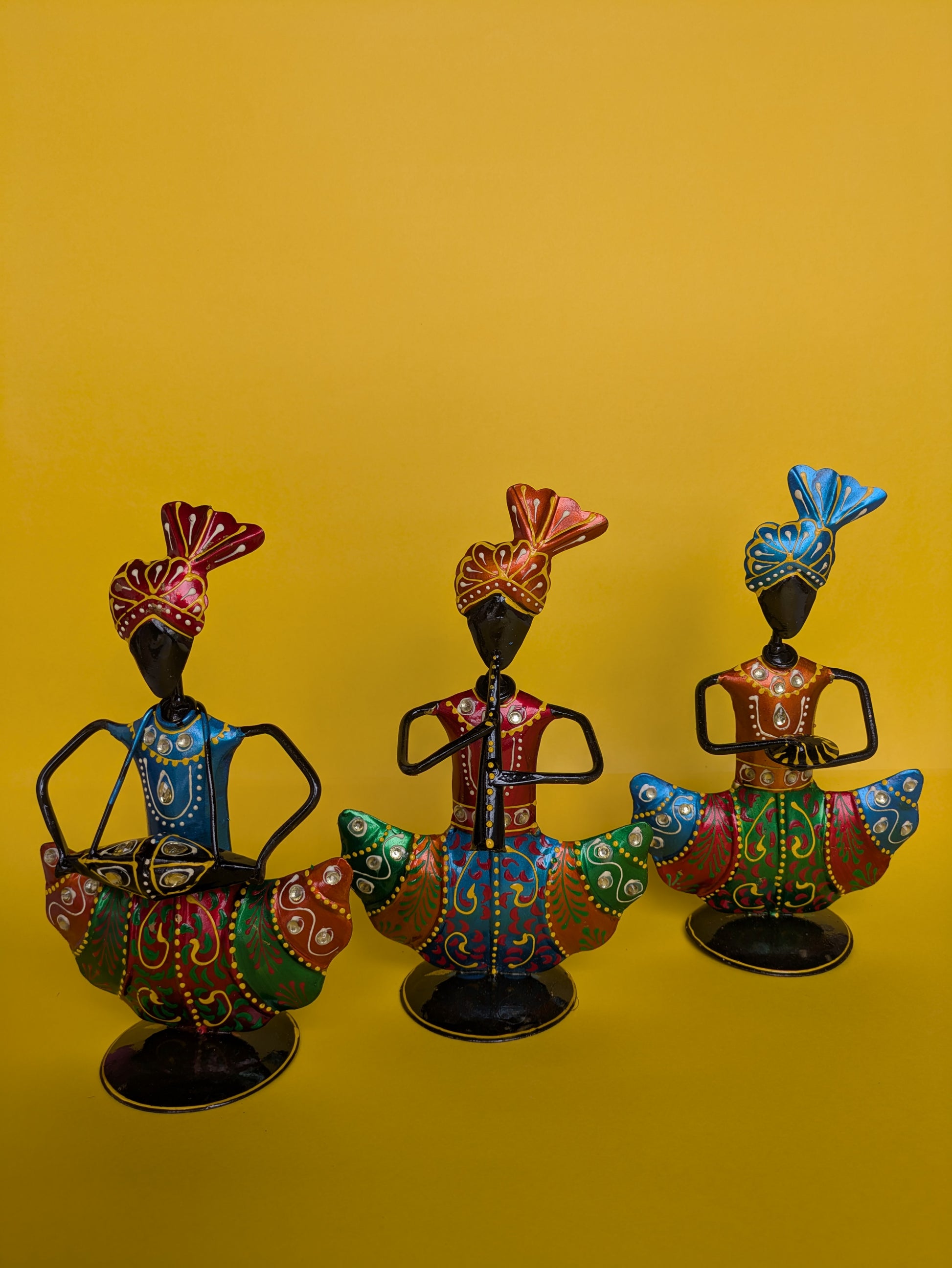 Rajasthani Musician Trio – Handpainted Iron Table Decor Set