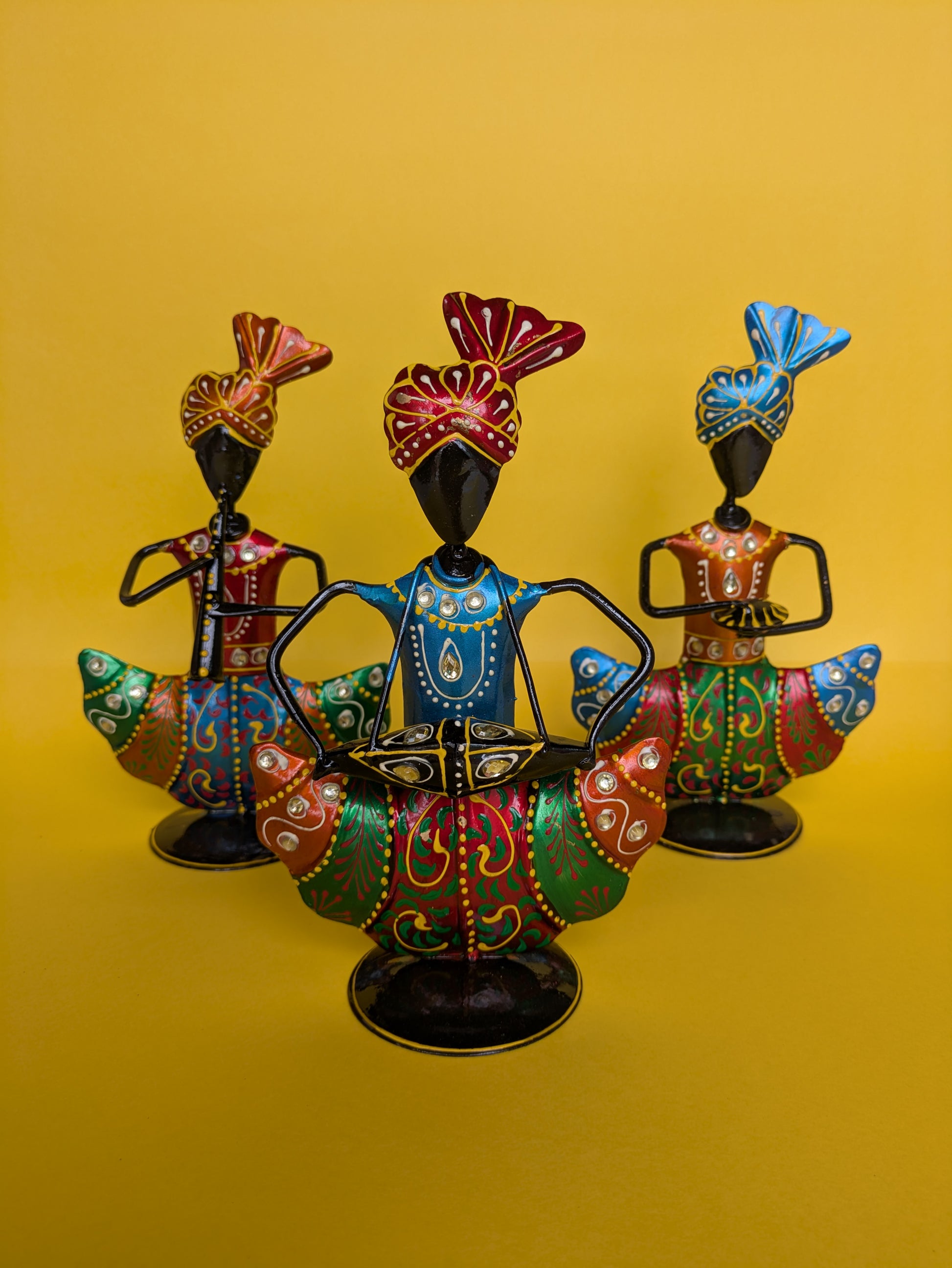 Rajasthani Musician Trio – Handpainted Iron Table Decor Set