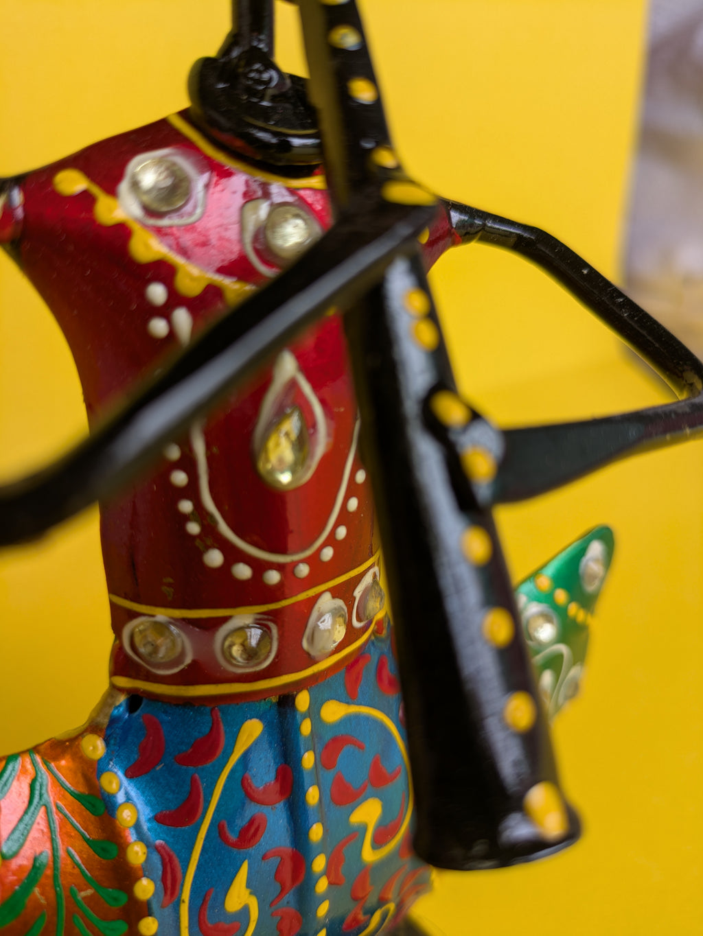 Handcrafted Metal Figurines – Umbrella Ladies (Set of 2)