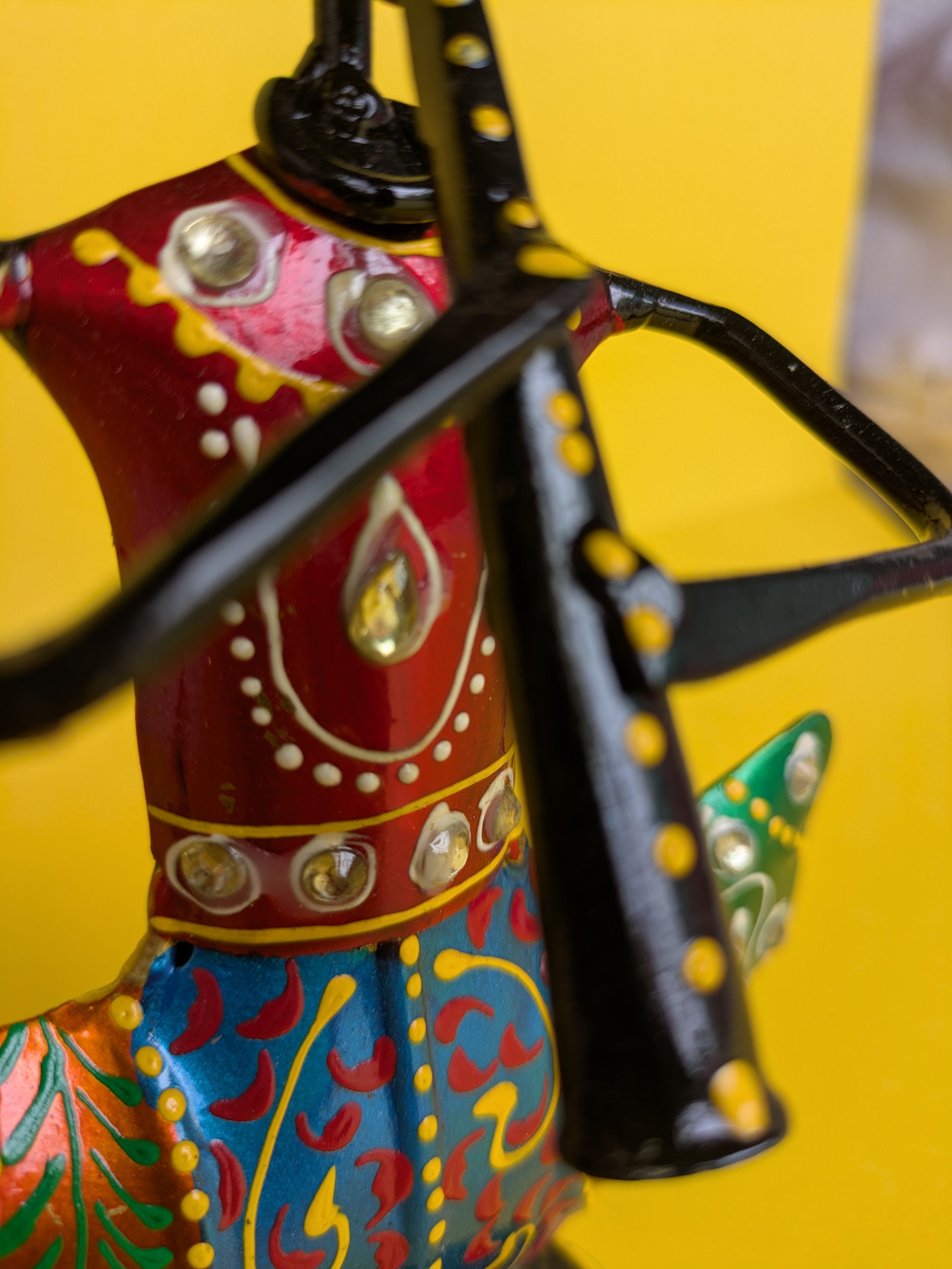 Handcrafted Metal Figurines – Umbrella Ladies (Set of 2)