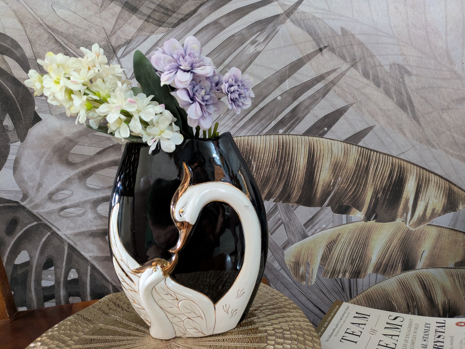 Elegant Ceramic Swan Vase – Black & White with Golden Detailing