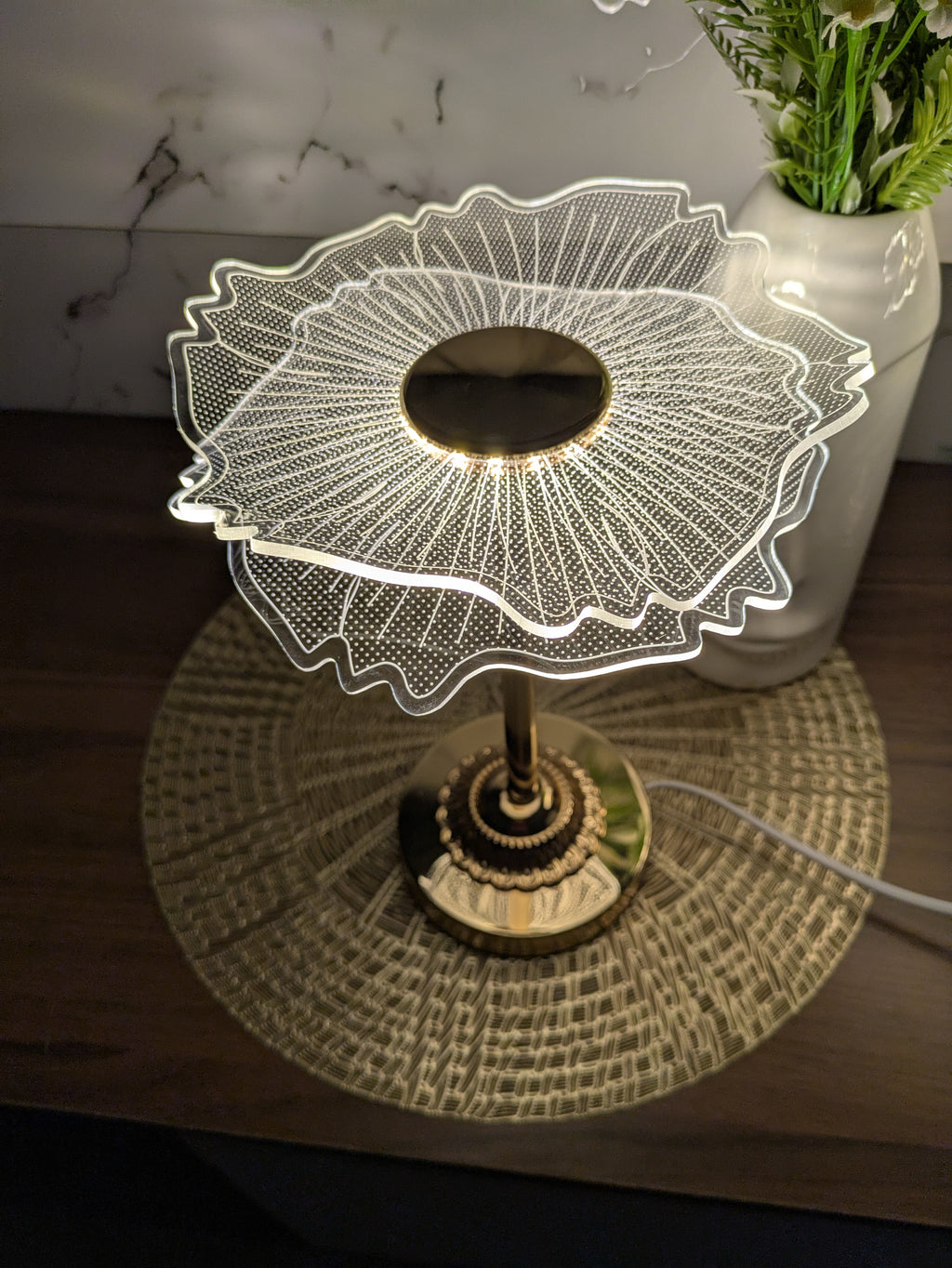 Luma Bloom – Designer LED Table Lamp with Floral Halo Top