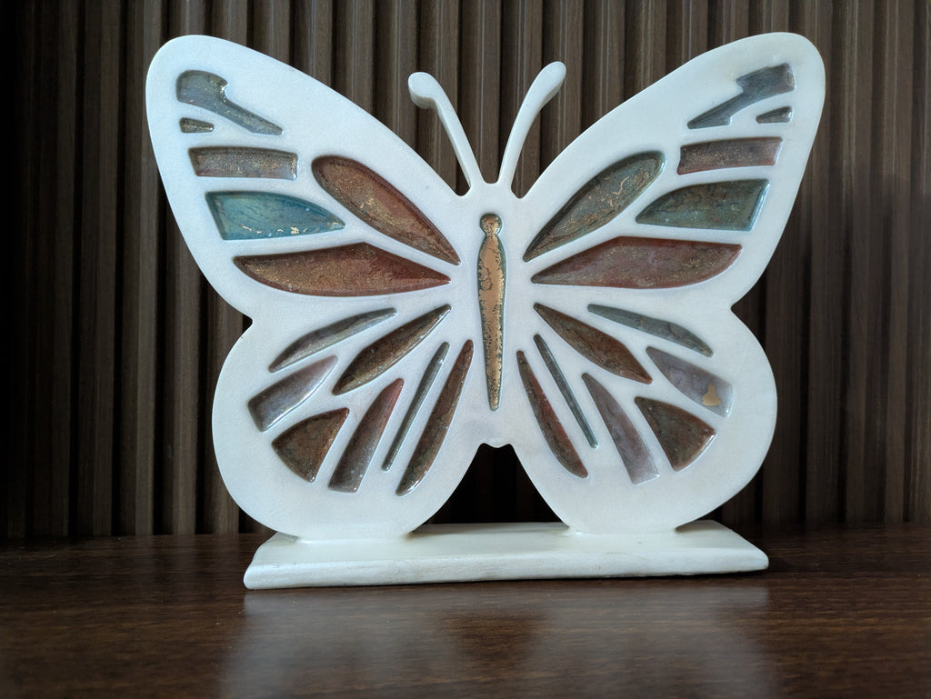 Papillon Grace – Abstract Butterfly Resin Sculpture