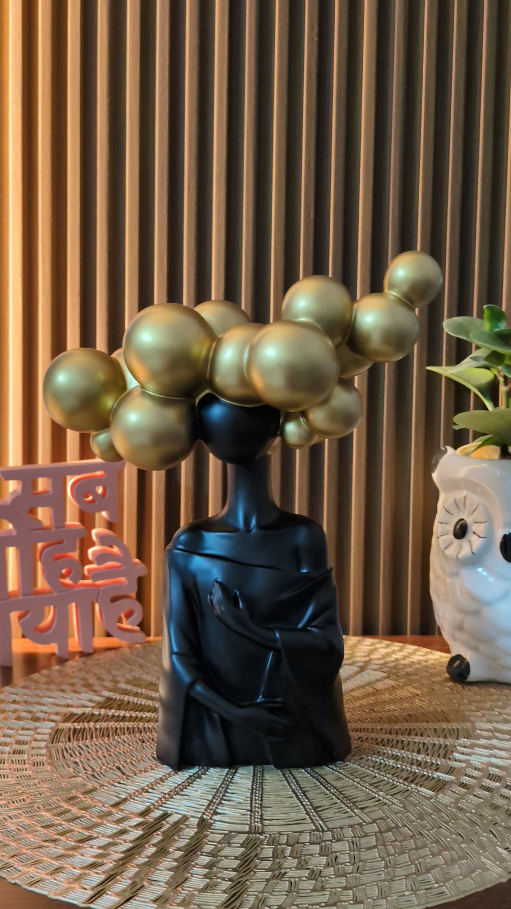 Dream Aura – Artistic Gold Bubble Head Sculpture