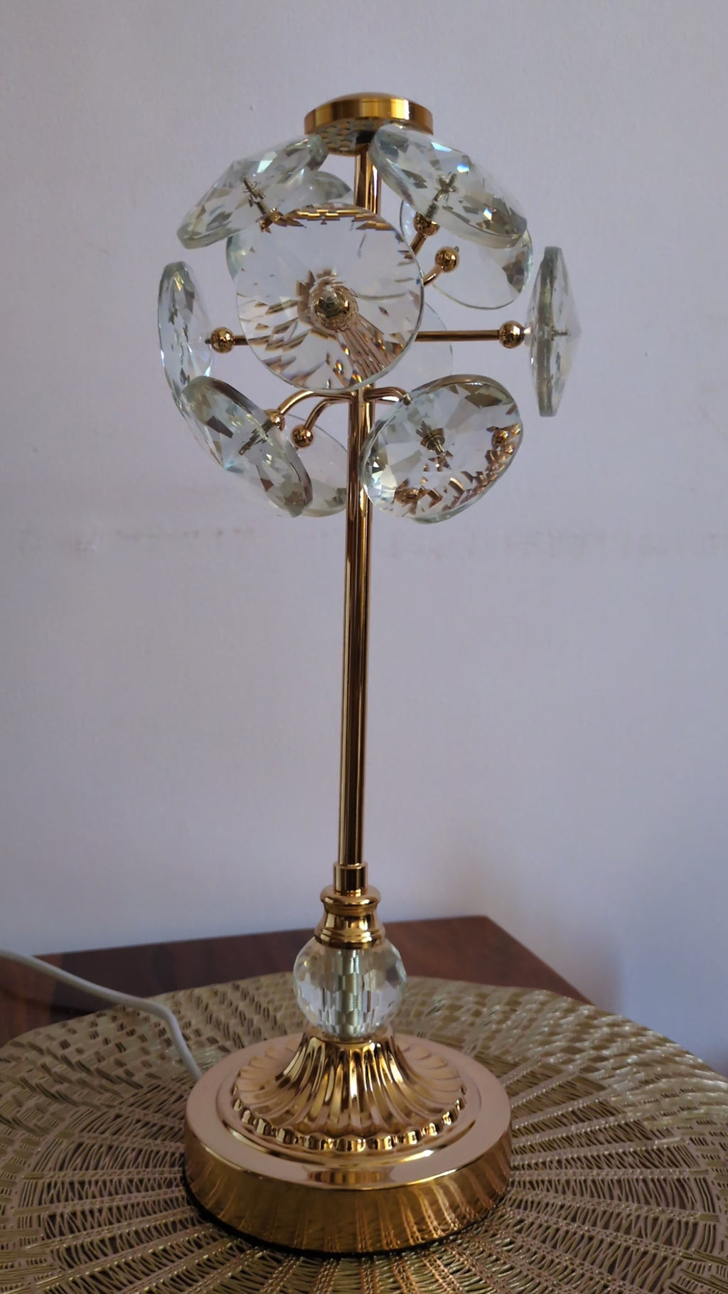 Crystal Blossom Touch Lamp – Gold Base with Reflective Petal Design